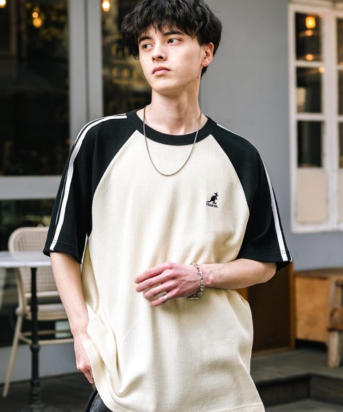 KANGOL（カンゴール）の「KANGOL カンゴール 別注コラボ オーバーサイズ袖ラインワッフルワンポイントロゴ刺繍ラグラン半袖Tシャツ（Tシャツ/カットソー・メンズ・ブラック/アイボリー/ホワイト×ブラック/ホワイト×レッド/アッシュグレー/ネイビー・M/L/XL）」の16枚目の写真