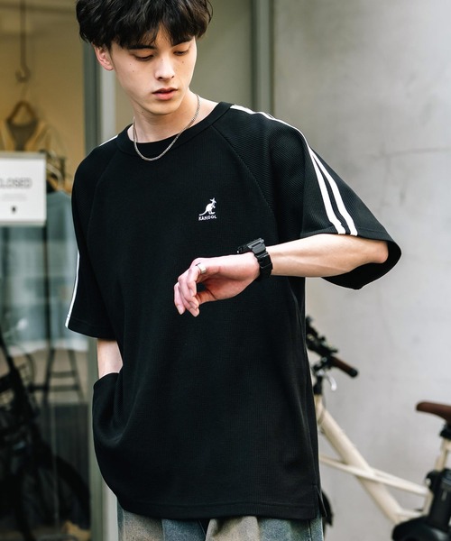 KANGOL（カンゴール）の「KANGOL カンゴール 別注コラボ オーバーサイズ袖ラインワッフルワンポイントロゴ刺繍ラグラン半袖Tシャツ（Tシャツ/カットソー・メンズ・ブラック/アイボリー/ホワイト×ブラック/ホワイト×レッド/アッシュグレー/ネイビー・M/L/XL）」の21枚目の写真