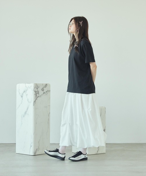 NIKE(ナイキ)の「ナイキ スポーツウェア ウィメンズ Tシャツ / Nike Sportswear Women's T-Shirt FD4150-010 Black(Tシャツ/カットソー・レディース・ブラック・XS/M/S/L/XL)」の7枚目の写真