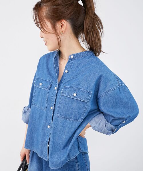 ブラウス シャツ 「軽い素材」スタンドネックパールボタンシャツ レディース 軽い素材》スタンドネックパールボタンシャツ（シャツ/ブラウス