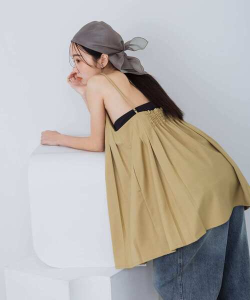 KBF（ケイビーエフ）の「シアーグロススクエアスカーフ（バンダナ/スカーフ・レディース・ブラウン/グレー系その他・ONE）」の7枚目の写真