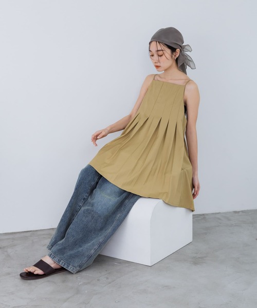 KBF（ケイビーエフ）の「シアーグロススクエアスカーフ（バンダナ/スカーフ・レディース・ブラウン/グレー系その他・ONE）」の8枚目の写真