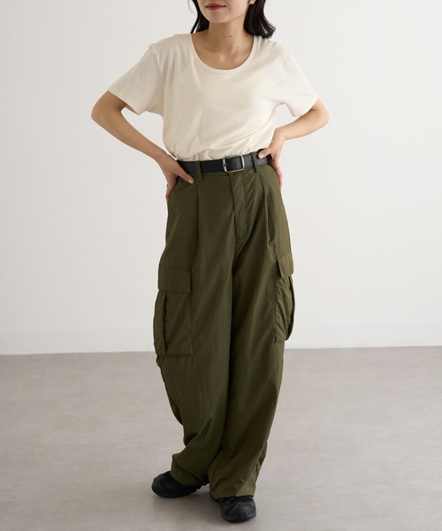 TRUSS(トラス)の「【TRUSS】スリムフィット UネックTシャツ SFU-114(Tシャツ/カットソー・レディース・ホワイト/グレー/ブラック/オフホワイト/イエロー/ピンク/スカイブルー・S/M/L)」の17枚目の写真