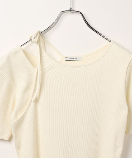 BAYFLOW（ベイフロー）の「[適度な肌見せ]レイヤードライクリブ半袖T（Tシャツ/カットソー・レディース・ブラック/オフホワイト・FREE）」の10枚目の写真
