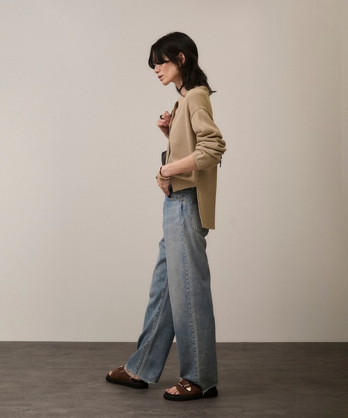 SALON adam et rope'（サロン アダム エ ロペ）の「ペーパーヤーンVネックカーディガン［手洗い可/和紙素材］（カーディガン/ボレロ・レディース・チャコールグレー/ベージュ・FREE）」の5枚目の写真