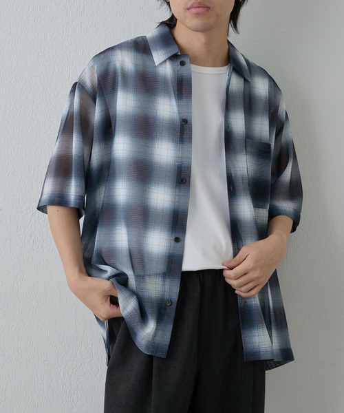 COLONY 2139(コロニートゥーワンスリーナイン)の「メッシュオンブレチェック半袖シャツ(シャツ/ブラウス・メンズ・ブラック/ホワイト/ブルー・MEDIUM/LARGE)」の8枚目の写真