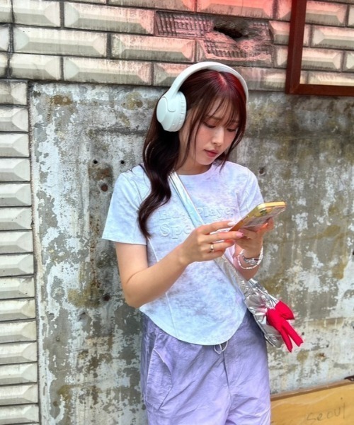 ipugo(イプゴ)の「ipugo/イプゴ エンボスロゴ トップス 秋物 秋服 2026年秋冬(Tシャツ/カットソー・レディース・チャコール・FREE)」の7枚目の写真