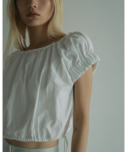 anuke アンヌーク Soft Offshoulder Topsオフショル セール】Soft Offshoulder Tops（Tシャツ/カットソー）｜anuke