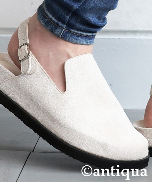 antiqua（アンティカ）の「スエード調サボサンダル（サンダル・レディース・ブラック/ホワイト系その他・23/25/24）」の4枚目の写真