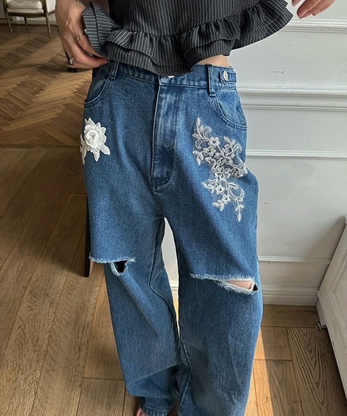 size adjust motif lace loose denim PT（デニムパンツ