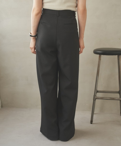 LAULEN(ローレン)の「double tuck wide pants /ダブルタックハイウエストワイドパンツ(その他パンツ・レディース・グレー/ブラック・S/M)」の17枚目の写真