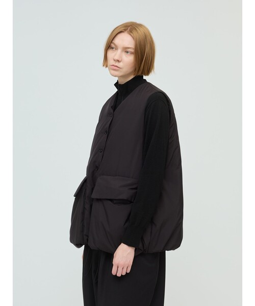 mizuiroind（ミズイロインド）の「mizuiro ind ダウンベスト（ベスト・レディース・ブラック/ライトグレー/ブラウン・FREE）」の12枚目の写真