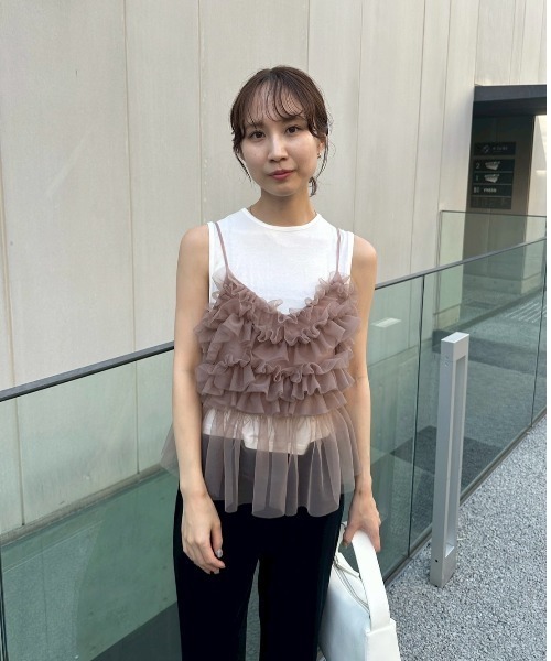 emmi(エミ)の「【USAGI ONLINE限定】チュールビスチェ(Tシャツ/カットソー・レディース・ライトグレー/ブラウン・F)」の20枚目の写真