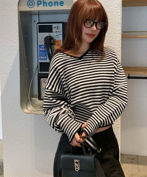 titivate(ティティベイト)の「Vネックゆるっとベーシックニットトップス(ニット/セーター・レディース・ブラウン/ホワイト系その他/グレー/ライトピンク・L/M)」の22枚目の写真
