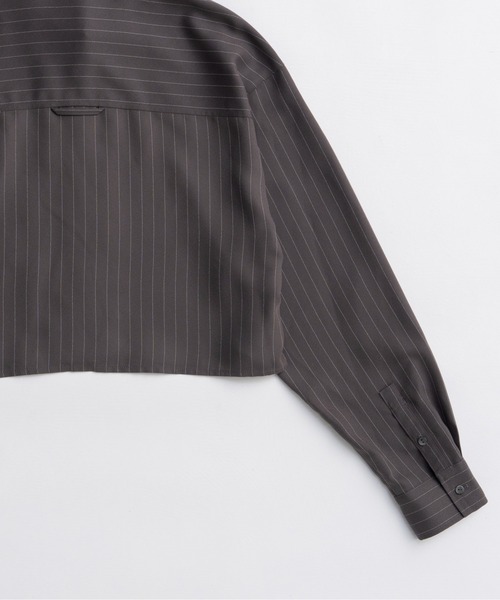 MAISON SPECIAL(メゾンスペシャル)の「Tuck Stripe Short Shirt/タックストライプショートシャツ(シャツ/ブラウス・レディース・ネイビー/グレー/ホワイト・FREE)」の16枚目の写真