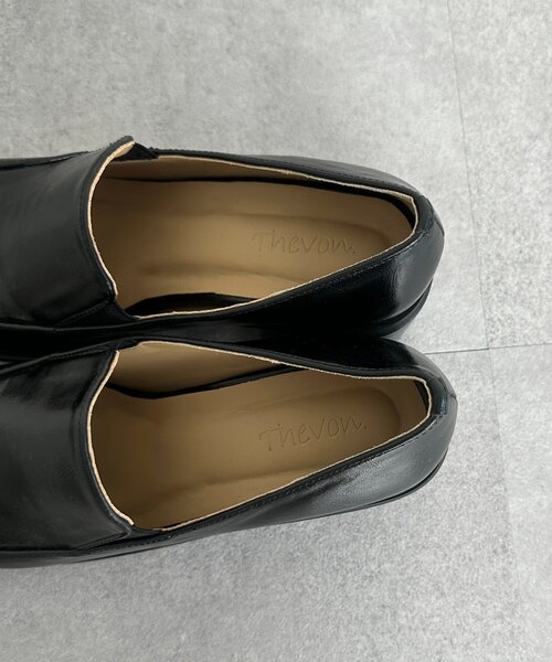 Thevon（ゼボン）の「ヒールローファー（ブーツ・レディース・ブラック・L/M）」の9枚目の写真