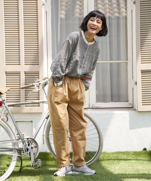 LBC(エルビーシー)の「コットンツイルワークシェフパンツ(その他パンツ・レディース・ベージュ/チャコールグレー/カーキ・M/L)」の13枚目の写真