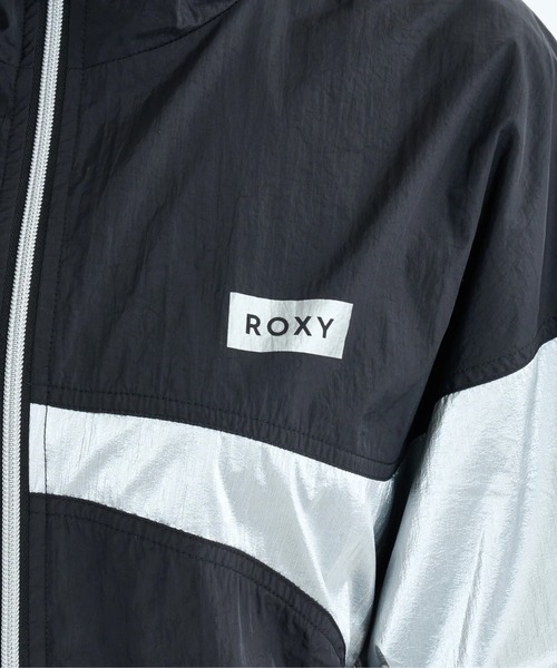 ROXY(ロキシー)の「ALL TIME ACTIVE JACK/ロキシードローコード付き撥水加工ナイロンジップアップジャケット・ブルゾン(ブルゾン・レディース・ブラック/ブルー・SMALL/LARGE/MEDIUM)」の15枚目の写真