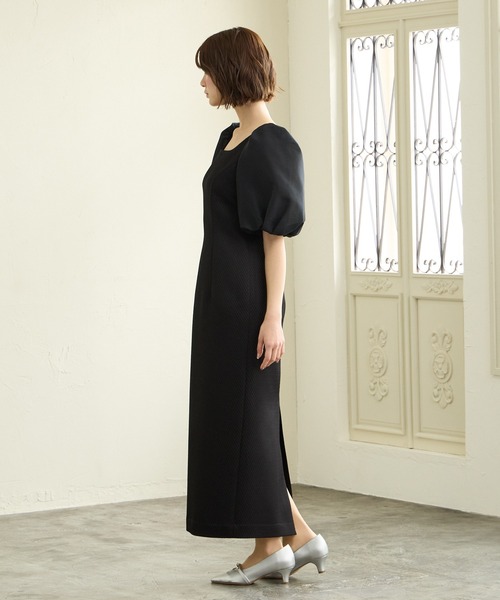 AIMER(エメ)の「ジャカード×オーガンジーボリュームスリーブタイトパーティードレス 結婚式 お呼ばれ ドレス 20代 30代 40代(ドレス・レディース・オレンジ/ブラック/カーキ・MEDIUM/LARGE)」の13枚目の写真