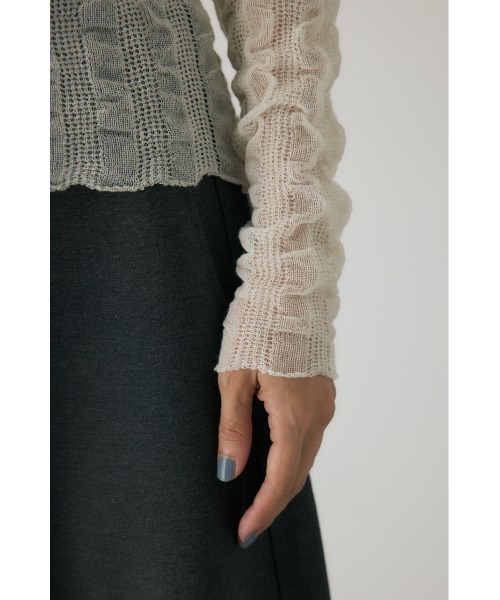 crie conforto(クリーコンフォルト)の「シャーリングシアーニット 秋服 / 長袖 / シアートップス(ニット/セーター・レディース・ブラック/パープル/オレンジ/オフホワイト・FREE)」の7枚目の写真