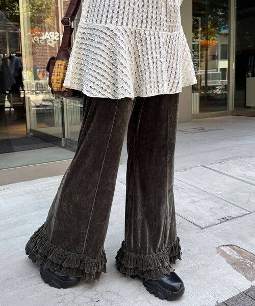 CIAOPANIC（チャオパニック）の「シアーフロッキーフリルイージーパンツ（その他パンツ・レディース・キャメル/ブラウン/グレー/カーキ/ブラック・SMALL/MEDIUM）」の4枚目の写真