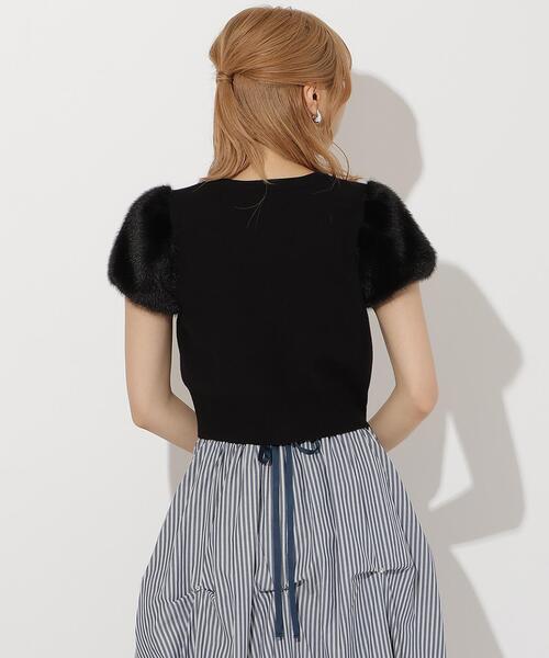 AND COUTURE（アンドクチュール）の「ファー付きビジューボタンプルオーバー（ニット/セーター・レディース・ブラック/グレー/ブルー/ベージュ・FREE）」の6枚目の写真