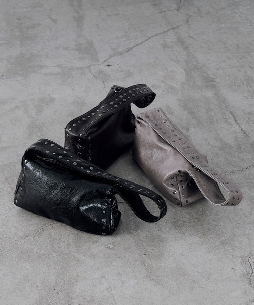Ellno Loset(エルノロゼット)の「2WAYショルダースタッズバッグ(ショルダーバッグ・メンズ・ブラック/グレー/ブラウン・FREE)」の11枚目の写真