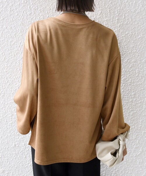 SHIPS(シップス)の「〈手洗い可能〉ポリエステル スエード ワイド スリーブ プルオーバー(Tシャツ/カットソー・レディース・ブラウン系その他/キャメル・ONE SIZE)」の9枚目の写真
