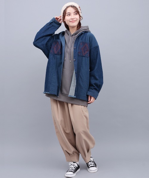 チチカカ（チチカカ）の「デニムコールパッチシャツ（シャツ/ブラウス・レディース・インディゴブルー/アイボリー/ブラック・FREE）」の6枚目の写真