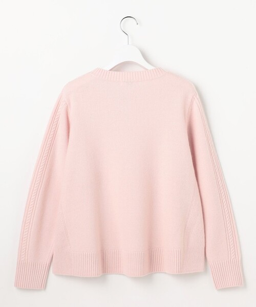 J.PRESS(ジェイプレス)の「【WEB限定カラーあり】CAT クルーネック ニット(ニット/セーター・レディース・イエロー系/シルバー系/ピンク系/サックスブルー系/ホワイト系・MEDIUM/LARGE)」の7枚目の写真