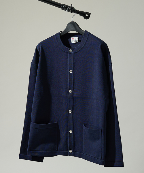 Traditional Weatherwear（トラディショナルウェザーウェア）の「【Traditional Weatherwear】ARKLEY KNIT アークリーニット / クルーネックカーディガン（カーディガン/ボレロ・メンズ・ネイビー/グリーン・L/M）」の2枚目の写真