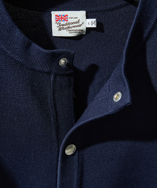 Traditional Weatherwear（トラディショナルウェザーウェア）の「【Traditional Weatherwear】ARKLEY KNIT アークリーニット / クルーネックカーディガン（カーディガン/ボレロ・メンズ・ネイビー/グリーン・L/M）」の5枚目の写真