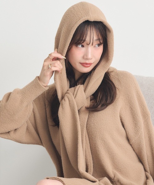 earth music&ecology（アースミュージックアンドエコロジー）の「パウダーシャギーフーディーマフラー（マフラー・レディース・グレー/ブラック/ベージュ/ピンク・FREE）」の5枚目の写真