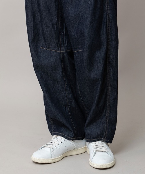 Munich(ミューニック)の「コットンリヨセルデニムバレルイージーパンツ(デニムパンツ・レディース・インディゴブルー/ブラック・M/S/XS)」の13枚目の写真