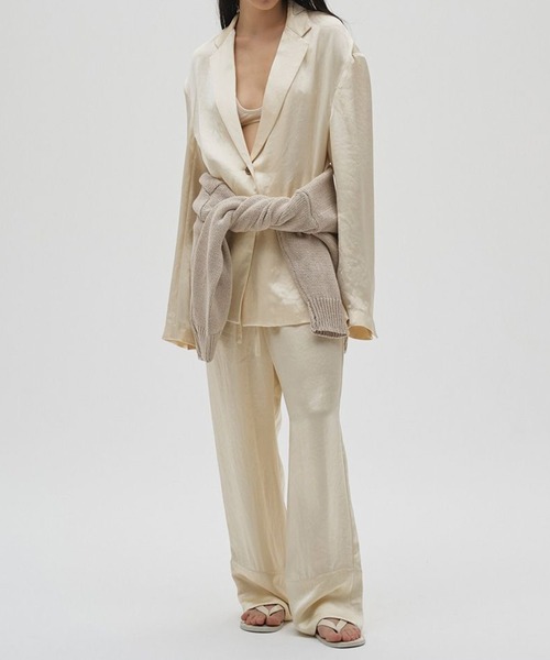 TODAYFUL(トゥデイフル)の「【TODAYFUL/トゥデイフル】Satin Easy Pants/サテンイージーパンツ(その他パンツ・レディース・ダークブラウン系/キナリ/ブラック・36/38)」の16枚目の写真