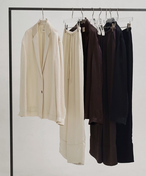 TODAYFUL(トゥデイフル)の「【TODAYFUL/トゥデイフル】Satin Easy Pants/サテンイージーパンツ(その他パンツ・レディース・ダークブラウン系/キナリ/ブラック・36/38)」の10枚目の写真