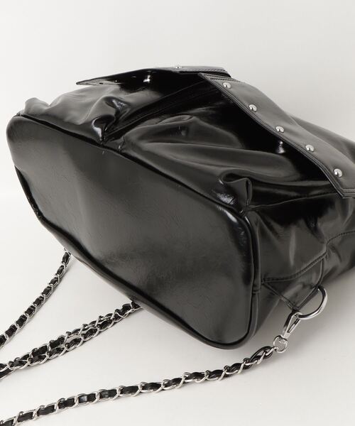 tinkerend(ティンカーエンド)の「Faux Leather Studded Backpack / フェイクレザースタッズバックパック 4WAY(ショルダーバッグ・レディース・ブラック・FREE)」の10枚目の写真