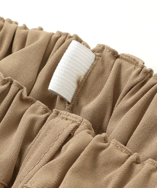 BeBe(ベベ)の「タスランカーゴロングパンツ(カーゴパンツ・キッズ・ベージュ/ネイビー・130cm/140cm/120cm/150cm/110cm)」の3枚目の写真