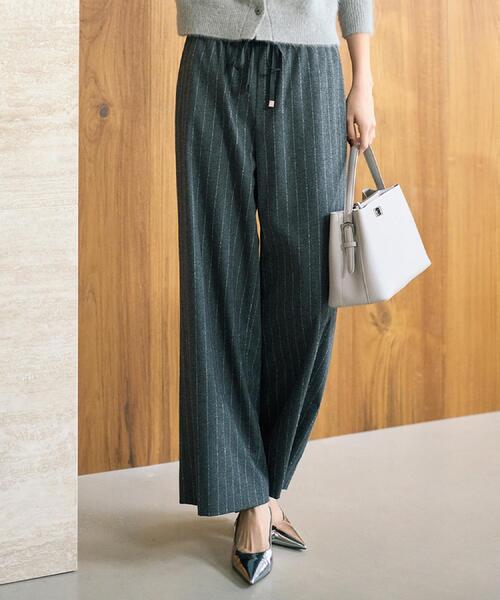 UNTITLED（アンタイトル）の「【きれいめリラクシー/ウエストゴム】ウールサキソニー ワイドパンツ（その他パンツ・レディース・グレー系2/ブラック/ナチュラル/ブラック系1・46/48/50/44/42/04/03/02/01/00）」の3枚目の写真