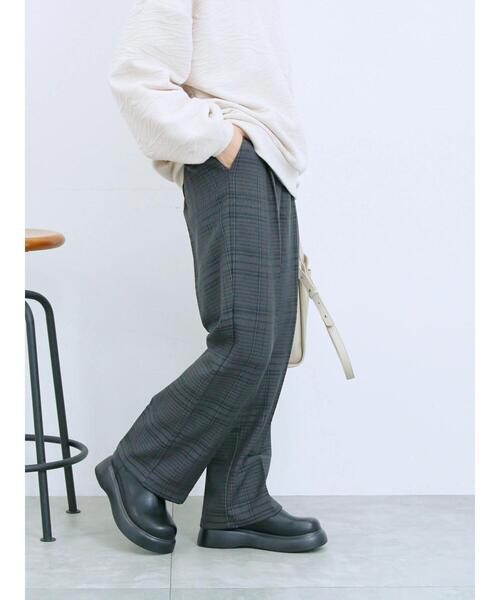 Samansa Mos2 blue（サマンサモスモスブルー）の「カチオン染めチェックパンツ（その他パンツ・レディース・ネイビー/ベージュ/ブラウン/グレー・F）」の7枚目の写真