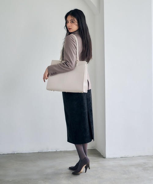 12Twelve Agenda（トゥエルブ　アジェンダ）の「軽量アウトポケットA4トートバッグ（トートバッグ・レディース・チャコールグレー/ブラウン/グレイッシュベージュ・FREE）」の6枚目の写真