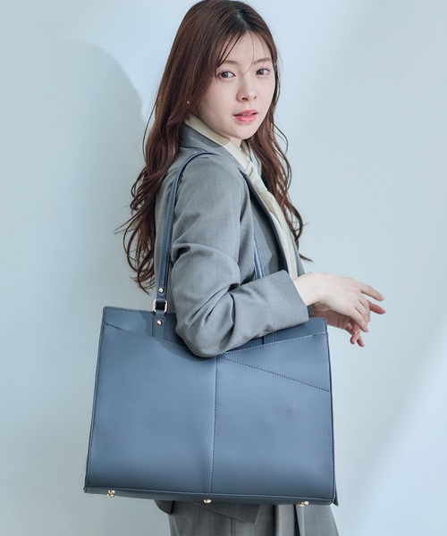 12Twelve Agenda（トゥエルブ　アジェンダ）の「軽量アウトポケットA4トートバッグ（トートバッグ・レディース・チャコールグレー/ブラウン/グレイッシュベージュ・FREE）」の17枚目の写真