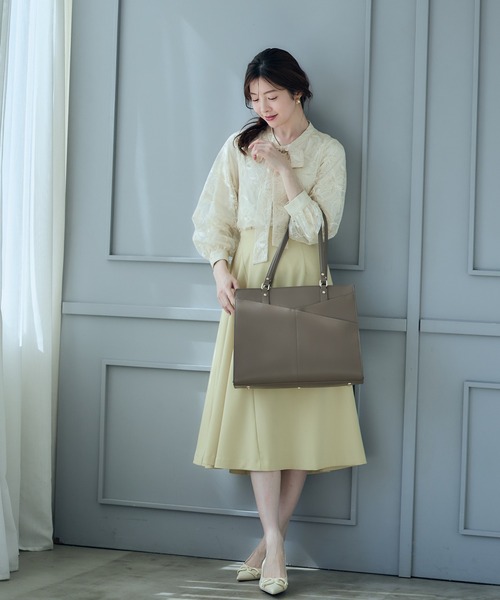 12Twelve Agenda（トゥエルブ　アジェンダ）の「軽量アウトポケットA4トートバッグ（トートバッグ・レディース・チャコールグレー/ブラウン/グレイッシュベージュ・FREE）」の18枚目の写真