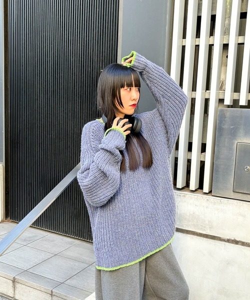 niko and...（ニコアンド）の「[MODE NORM CORE] カラートリミングクループルオーバー（ニット/セーター・レディース・ブラック/アイボリー/ブルー・MEDIUM/LARGE）」の8枚目の写真