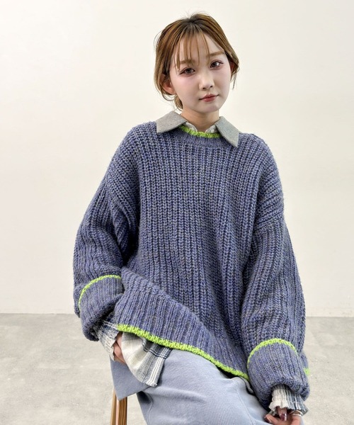 niko and...（ニコアンド）の「[MODE NORM CORE] カラートリミングクループルオーバー（ニット/セーター・レディース・ブラック/アイボリー/ブルー・MEDIUM/LARGE）」の14枚目の写真