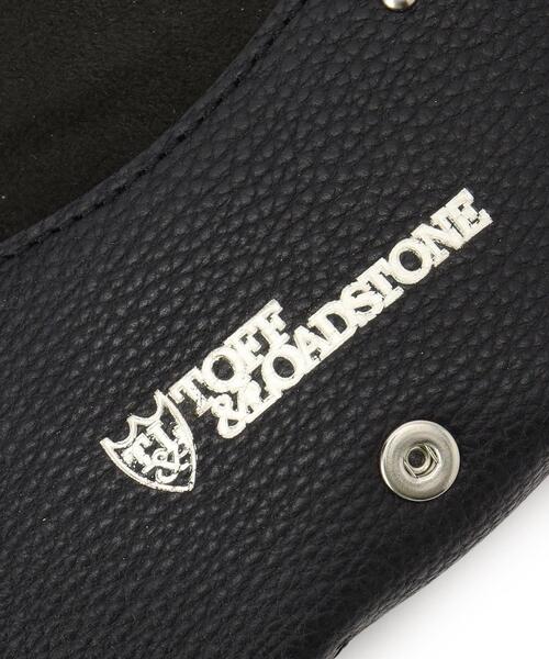 TOFF&LOADSTONE(トフアンドロードストーン)の「アイウェアケース with ストラップ スタッズ(その他・レディース・ブラック・00)」の8枚目の写真