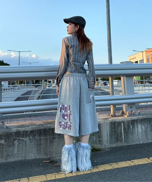ESCAPEFROM（エスケープフロム）の「フルラブ ESCFプリントバミューダスウェットパンツ グレー（その他パンツ・レディース・その他・MEDIUM）」の7枚目の写真