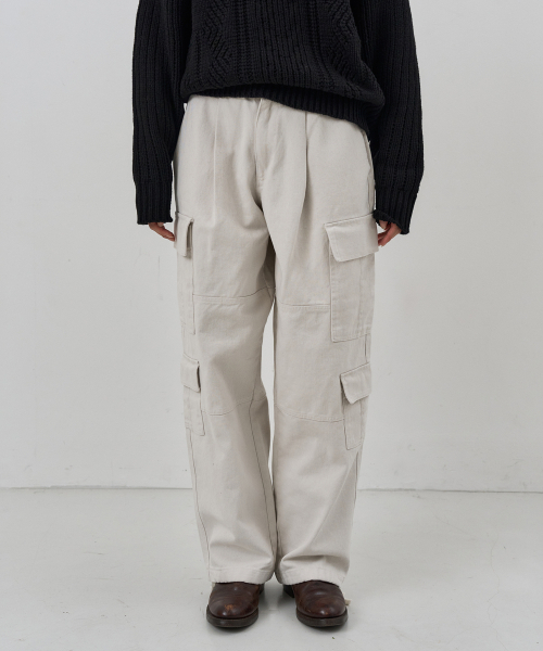 NUAKLE(ヌアクル)の「(w) フィールドワイドカーゴパンツ_ソフトクリーム(その他パンツ・レディース・その他・2/1)」の1枚目の写真