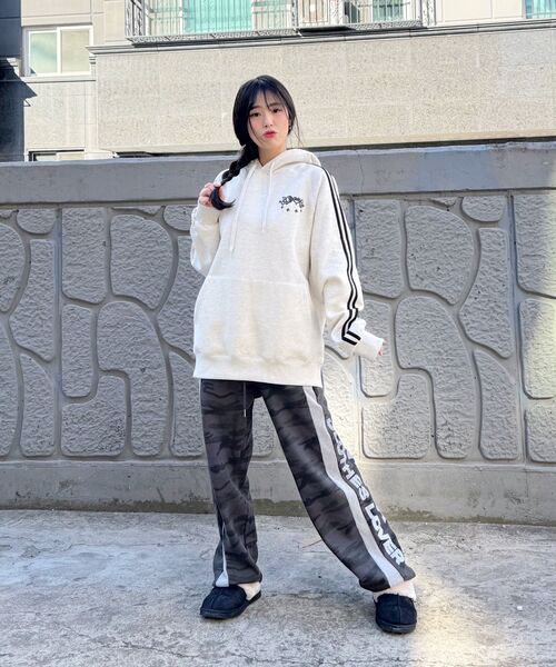 GAKKAI UNIONS(ガッカイユニオンズ)の「オールラブトラックフードパーカーオートミール(パーカー・レディース・その他・LARGE/X-LARGE/SMALL/MEDIUM)」の10枚目の写真