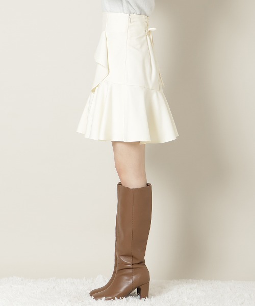 WILLSELECTION（ウィルセレクション）の「アシメラッフルフリルミニスカート（スカート・レディース・オフホワイト/チャコールグレー/ブラック・FREE）」の6枚目の写真